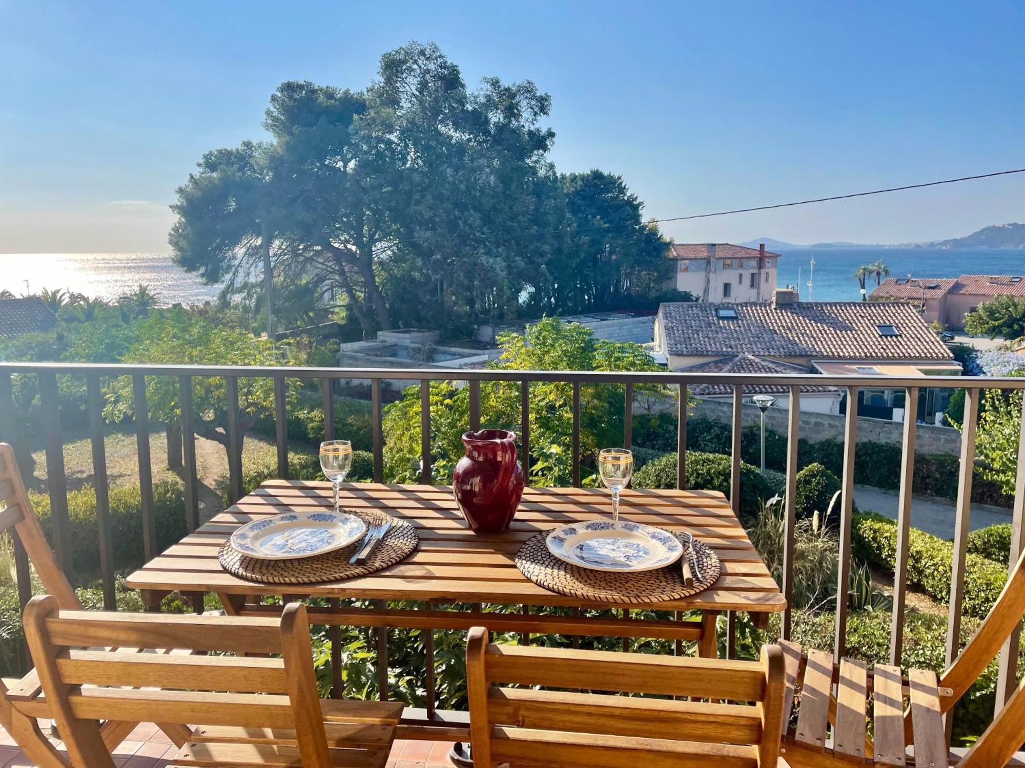 Appartement Cosy Vue Mer A 50 M De La Plage - Refait A Neuf Et Climatise Le Pradet Zewnętrze zdjęcie