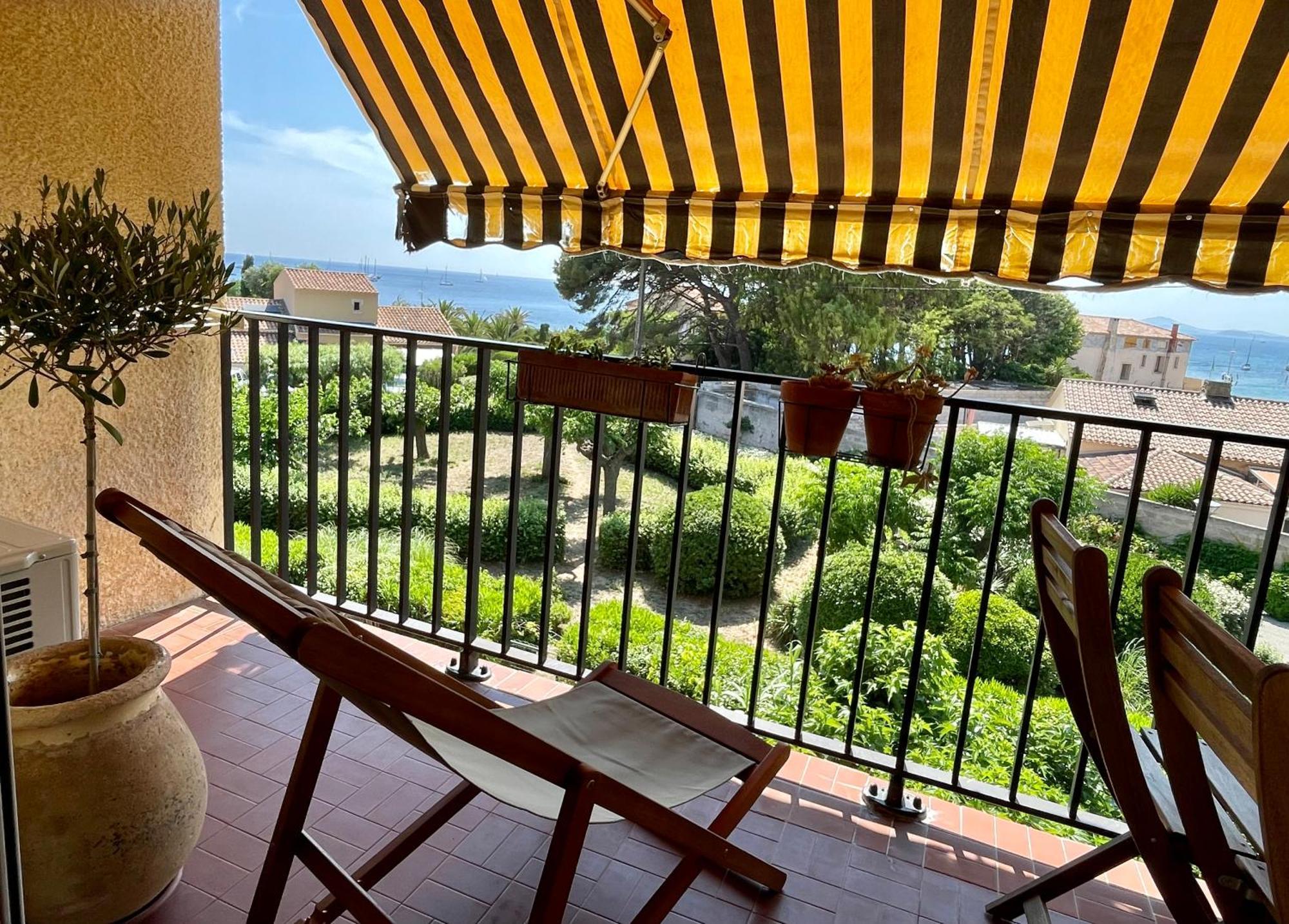 Appartement Cosy Vue Mer A 50 M De La Plage - Refait A Neuf Et Climatise Le Pradet Zewnętrze zdjęcie